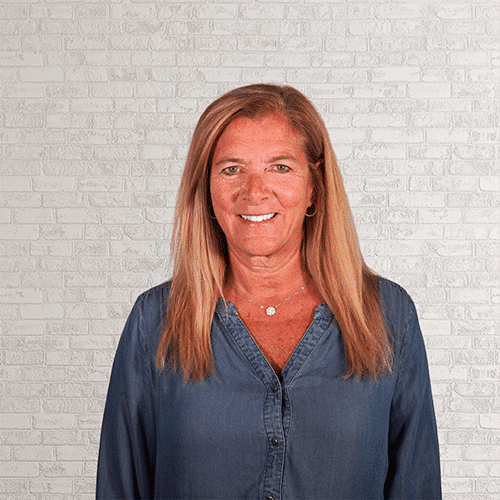 tracy-New-Background-Square